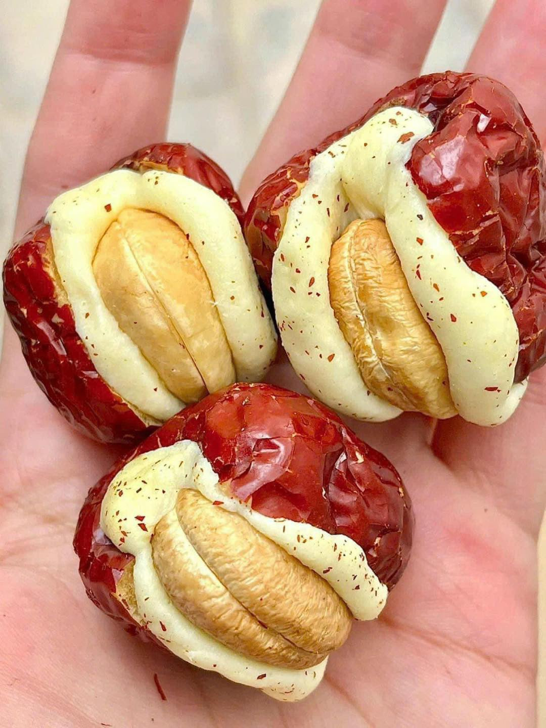 Kẹo táo đỏ sữa lạc đà